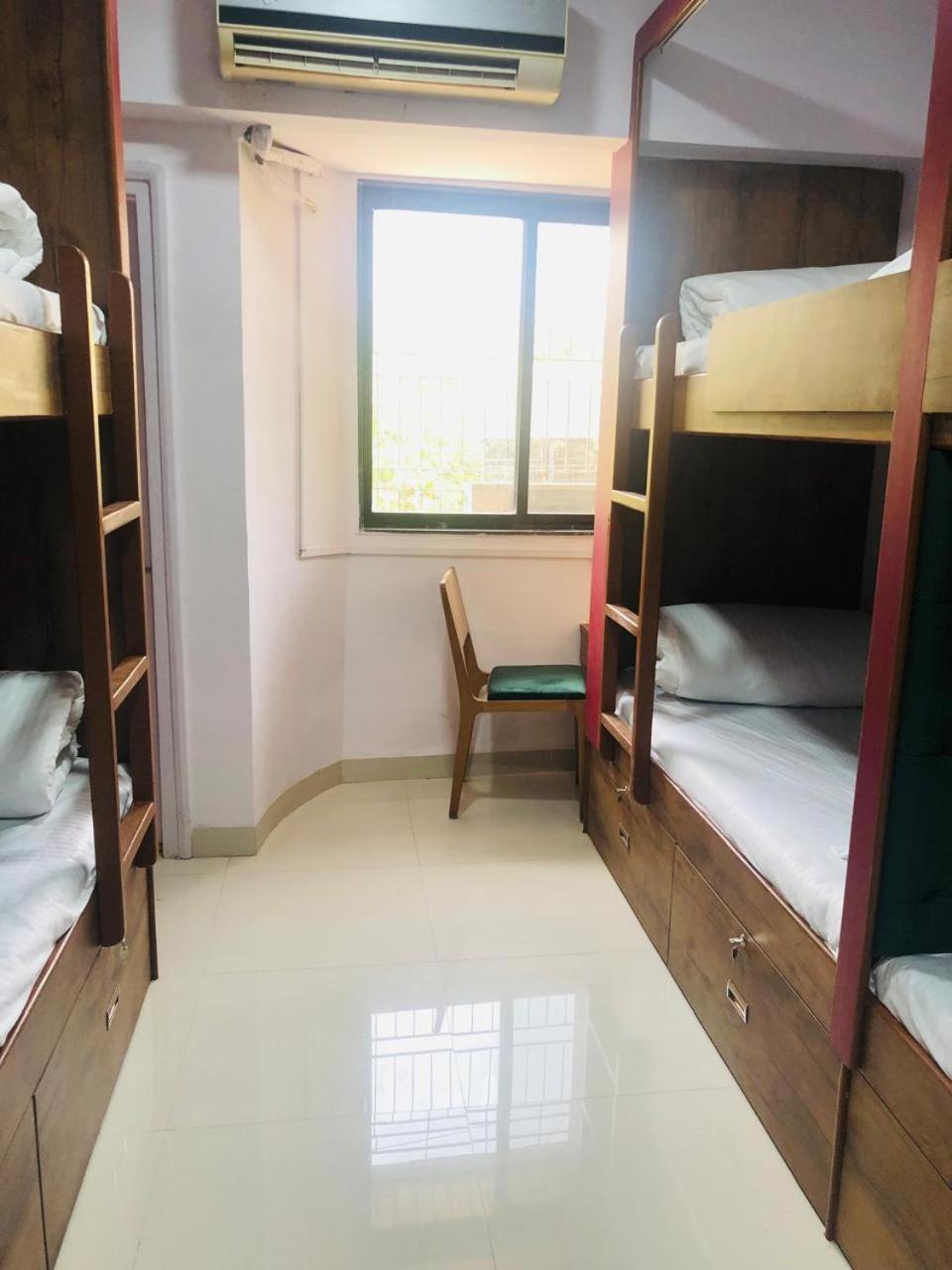 מומביי Everest Stays Rooms And Dormitory מראה חיצוני תמונה